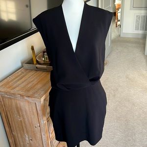 L’AGENCE black above the knee dress.  Stretch Fabric. Pockets.